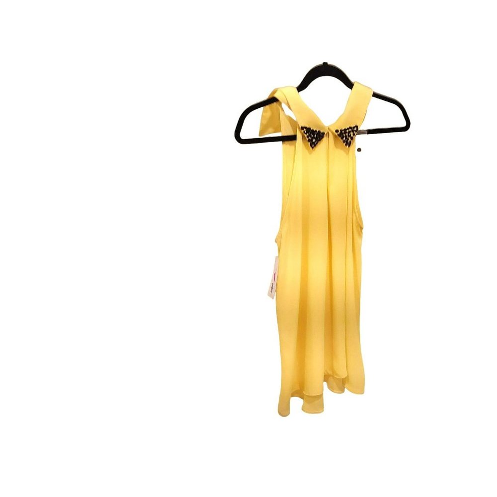 ALYTHEA YELLOW BLOUSE. SIZE SMALL   NEW THE FRONT COLLAR IS BEADED THE BACK IS B